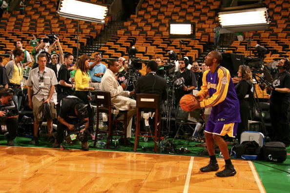 神勇扑救而 神勇扑救而