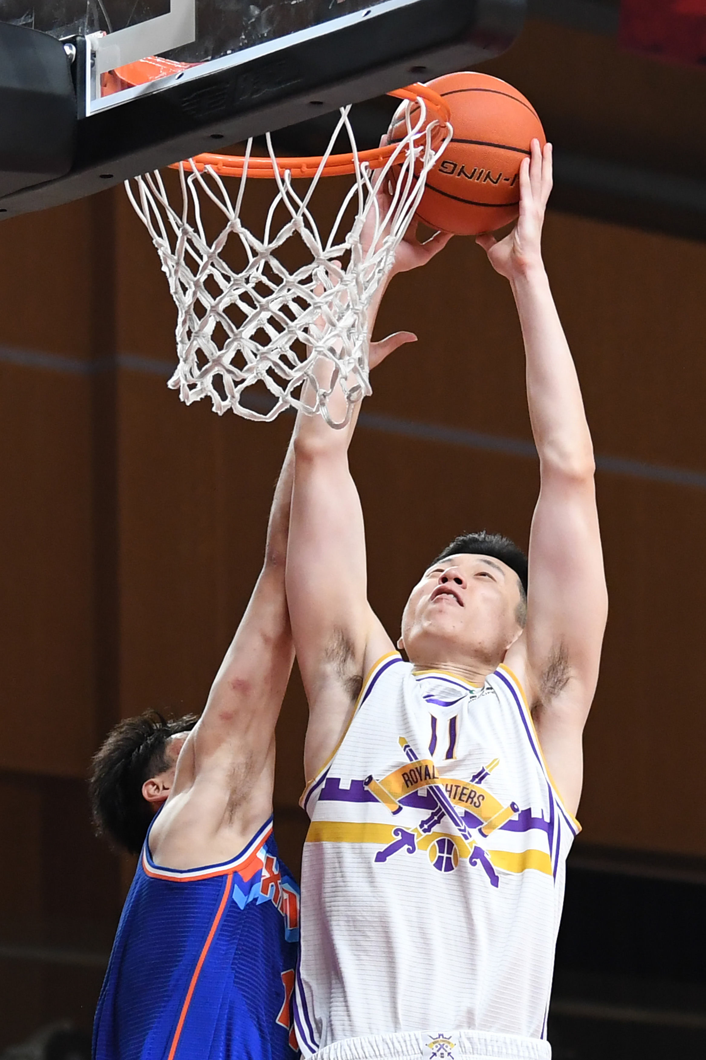 力的比赛中 力的比赛中